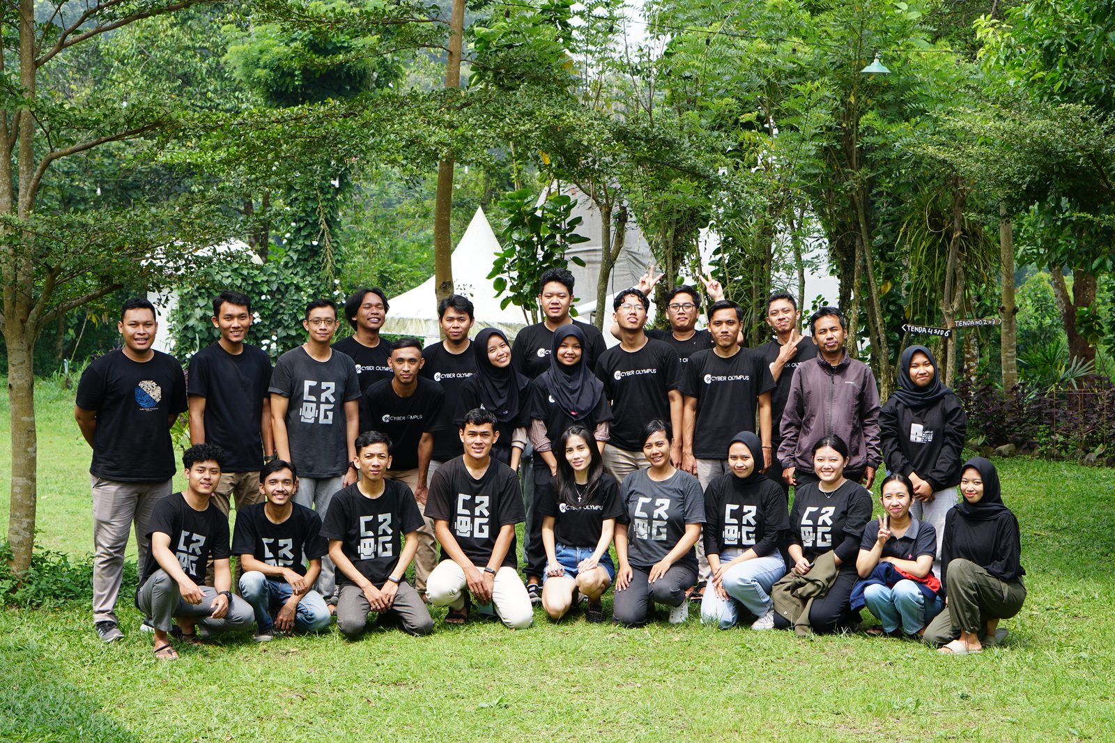Laurentia with the Cyber Olympus & CROG team